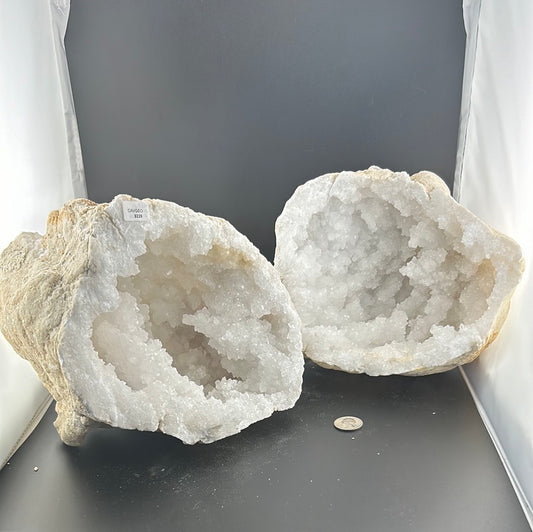 Large Cave Calcite Geode