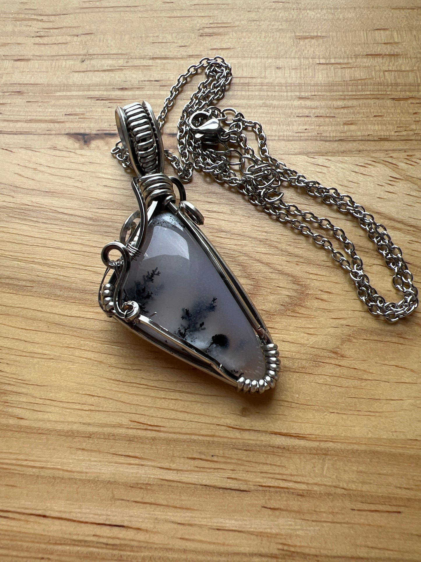 Dendritic Opal wrapped necklace "Laylin"