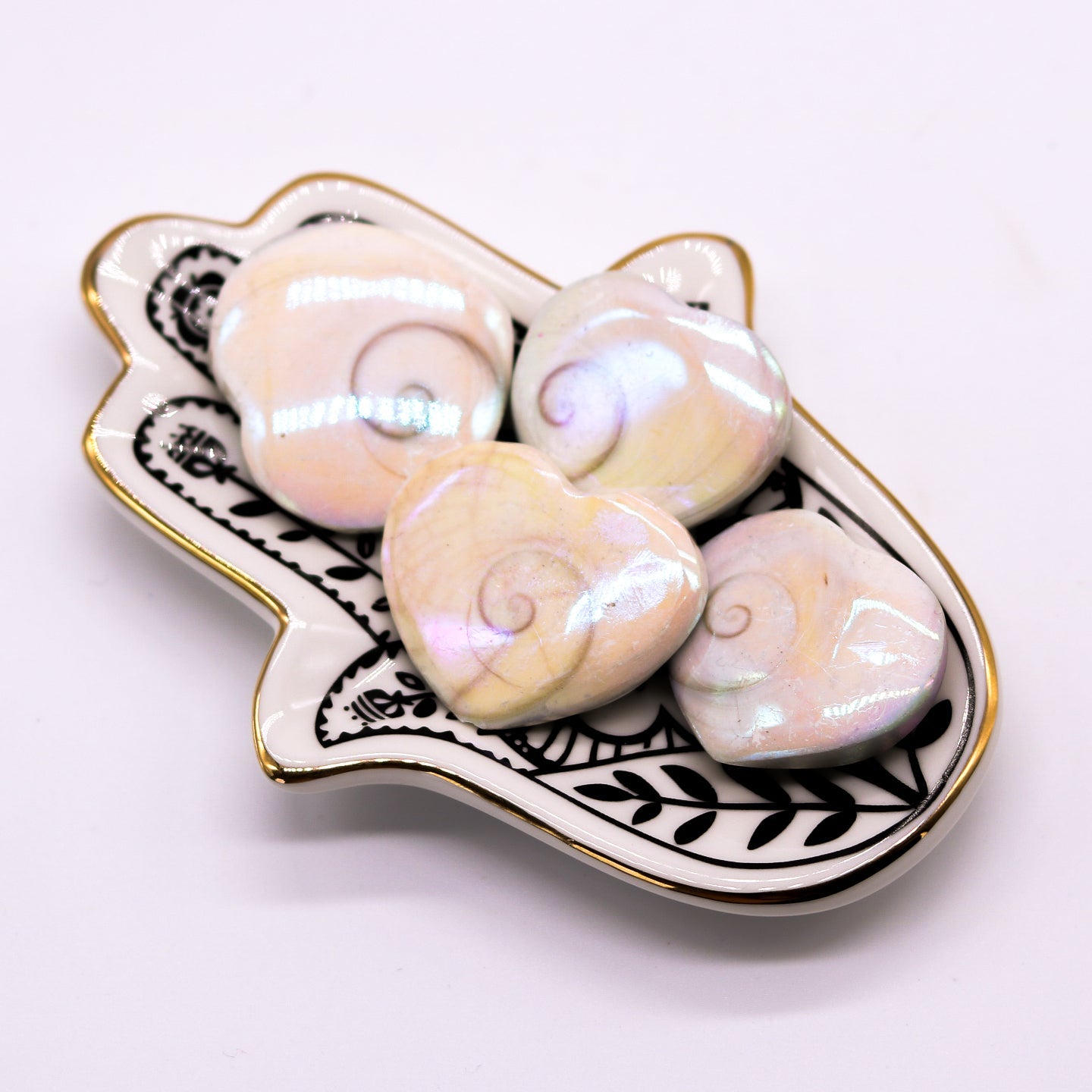 Aura Shiva Shell Hearts