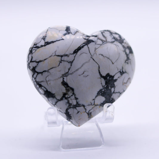 Howlite Heart